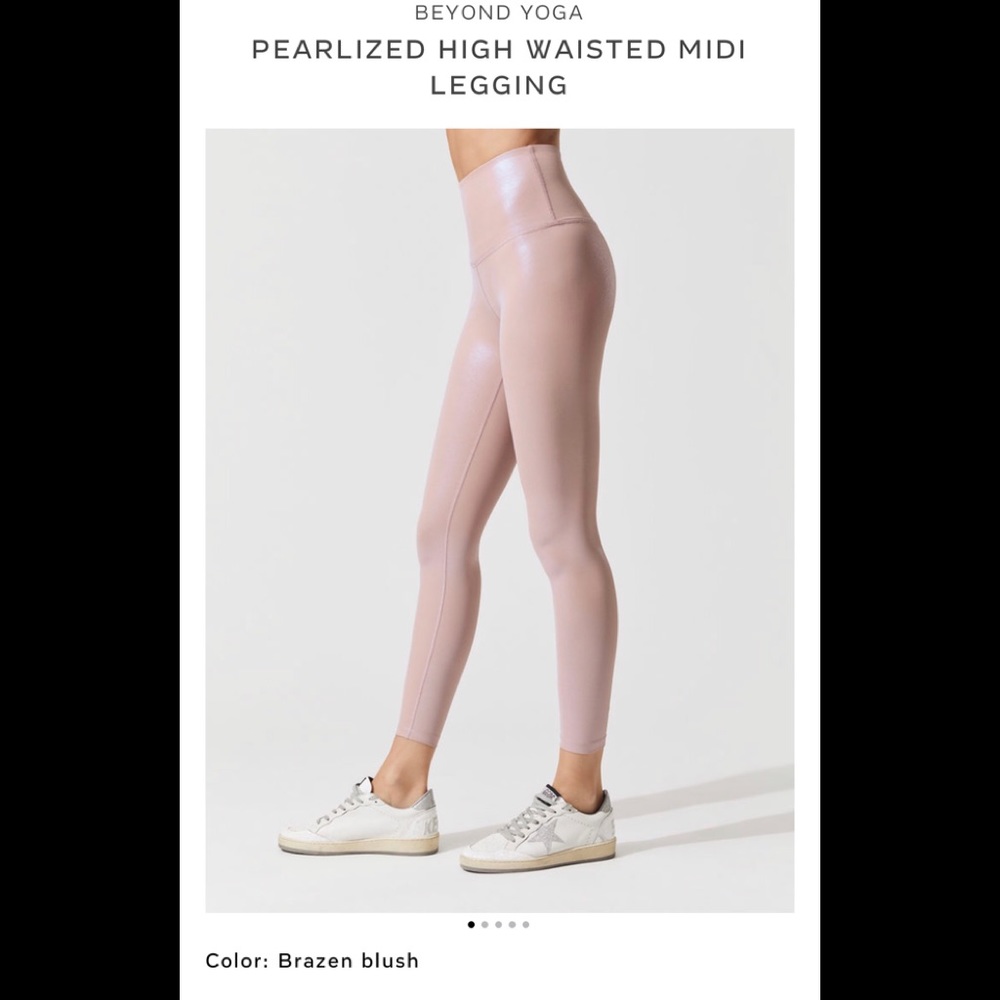 Beyond Yoga pearlized leggings size Small